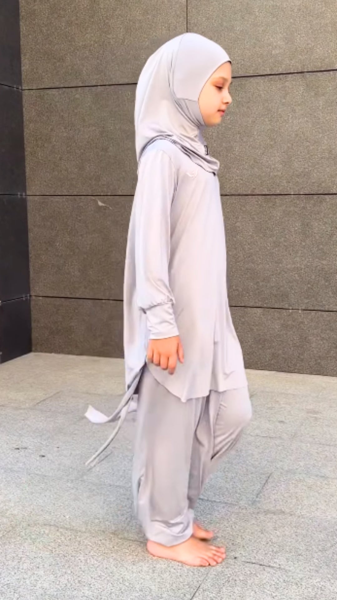 بوركيني بنات محجبات